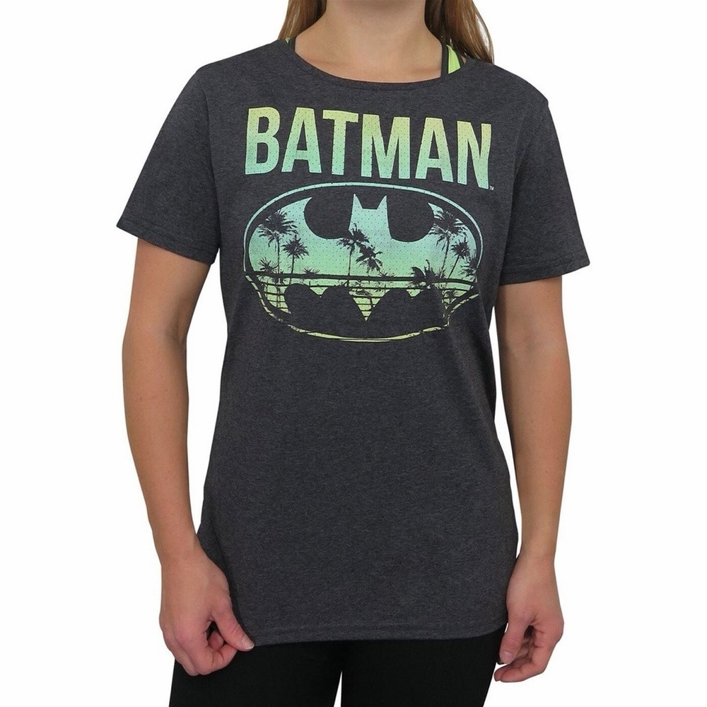 NWT‎ DC Comics Batman Hollywood Shirt